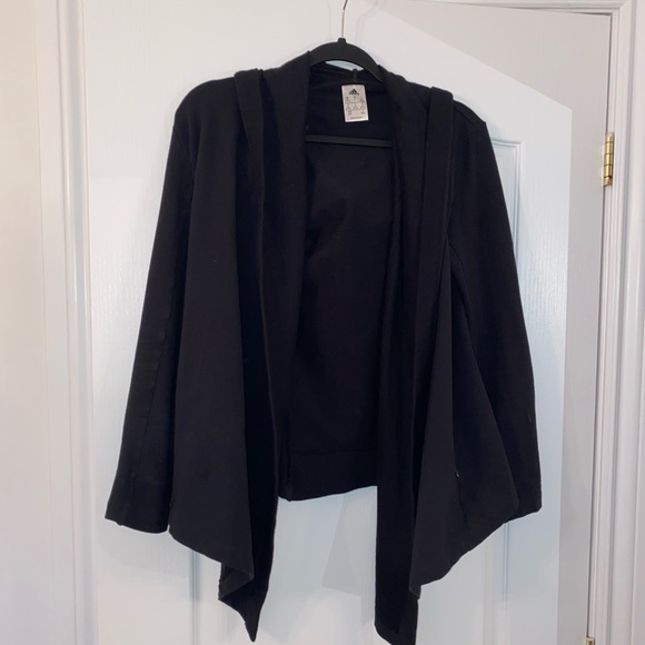 Nike size M with hood. - Picture 1 of 3